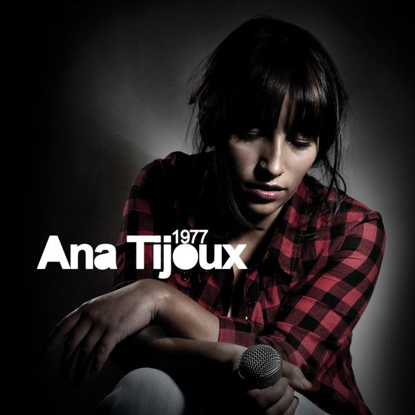 Fichier:Ana Tijoux - 2009 - 1977.jpg