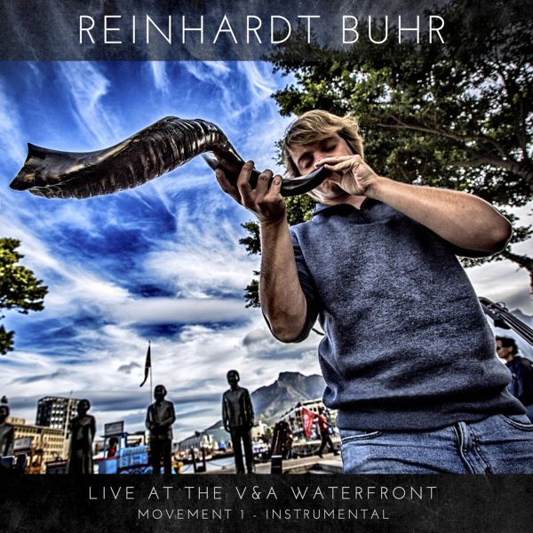 Fichier:Reinhardt Buhr - 2018 - Live at The V&A Waterfront.jpg